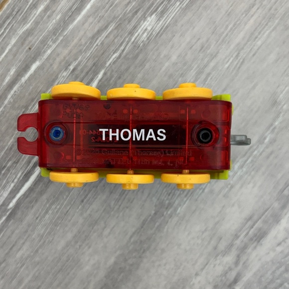 Thomas & Friends Rainbow Thomas - Picture 6 of 8